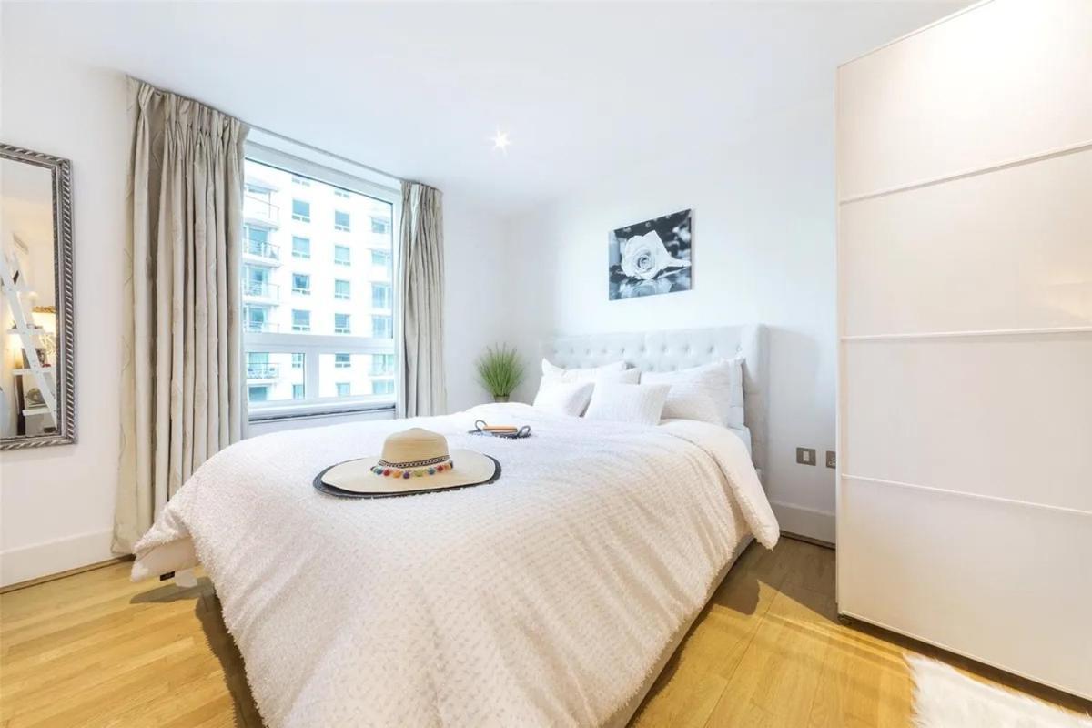 Apartamento Panoramic Riverside Facing - 2 Bed - 2 Bath - 2 Balconies - In Nine Elms *