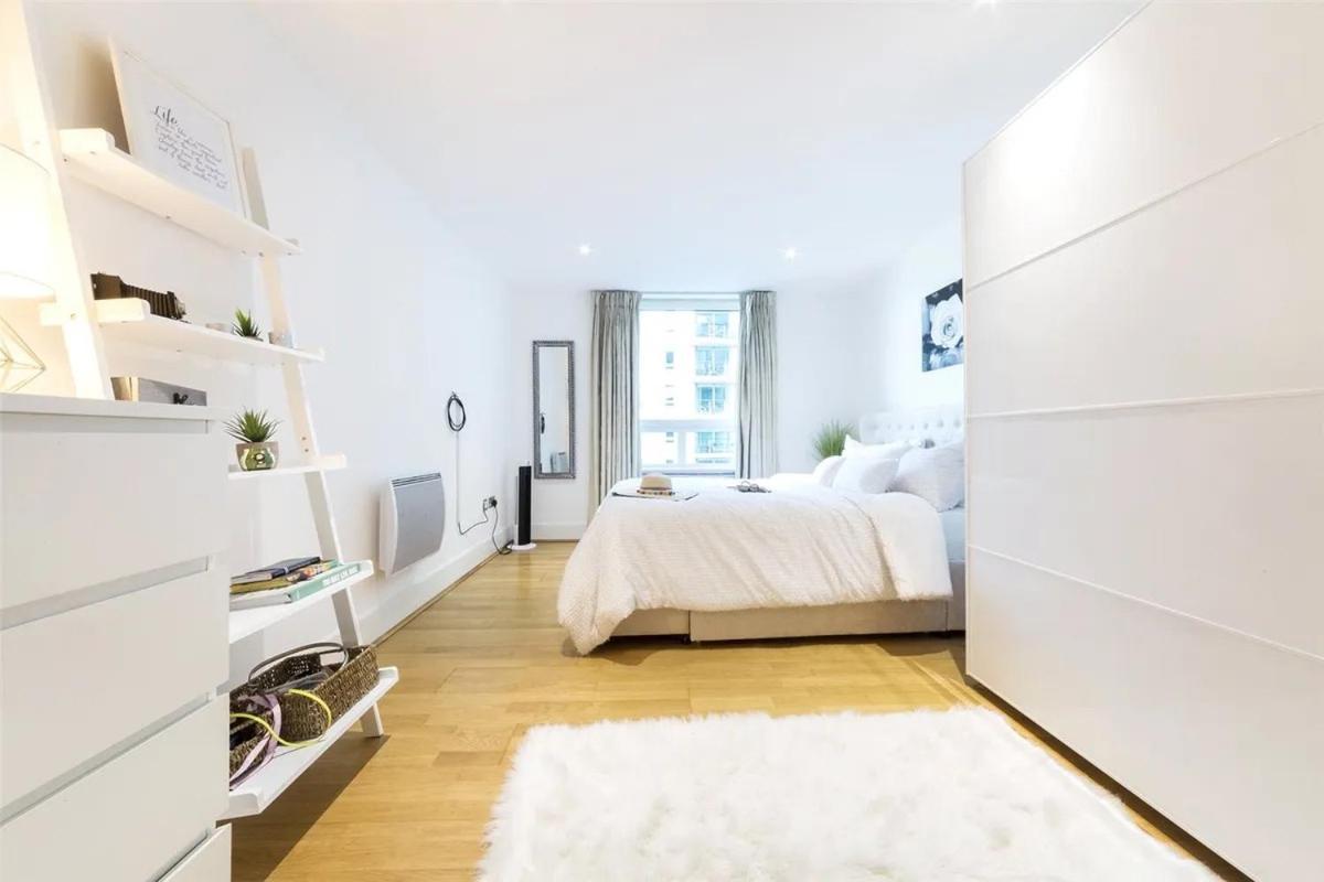 Apartamento Panoramic Riverside Facing - 2 Bed - 2 Bath - 2 Balconies - In Nine Elms *
